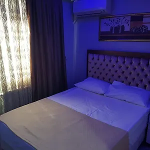 Hotel Eyfel, Istanboel