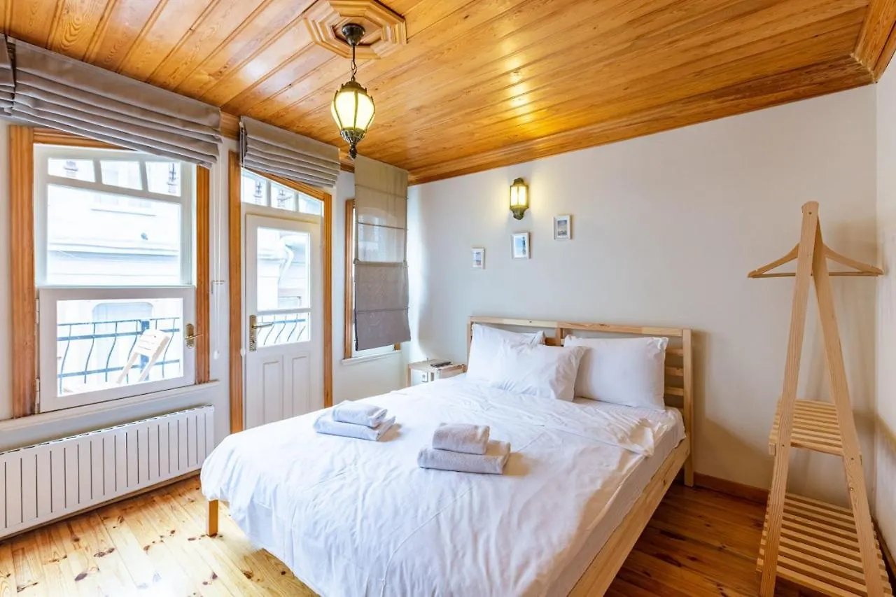 Cozy Flat Near Trendy Attractions In Balat Fatih Apartment Istanbul